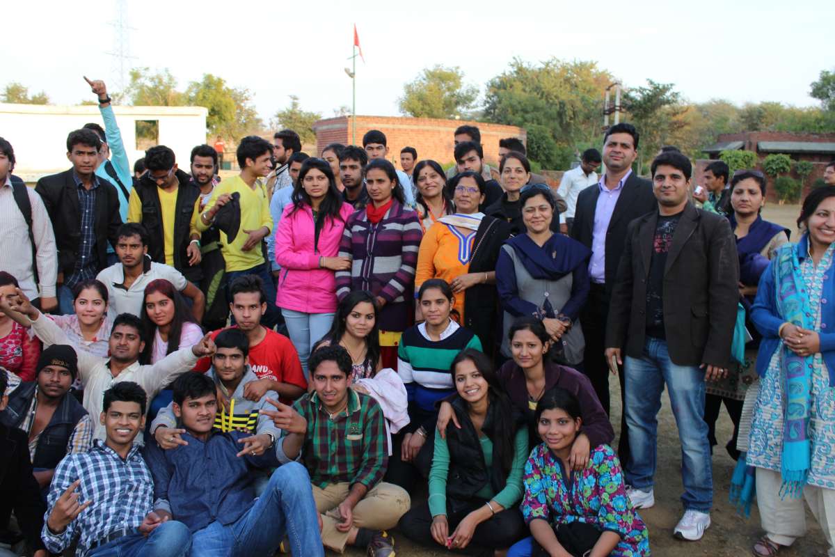 2015-16-College Picnic 